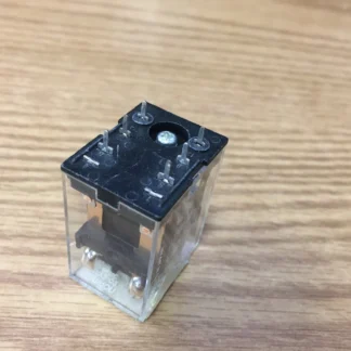 Yamaha PC2002M Professional Series Amplifier speakers protection relay.