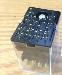 Onkyo AU-D907/ A amplifier speakers protection relay.