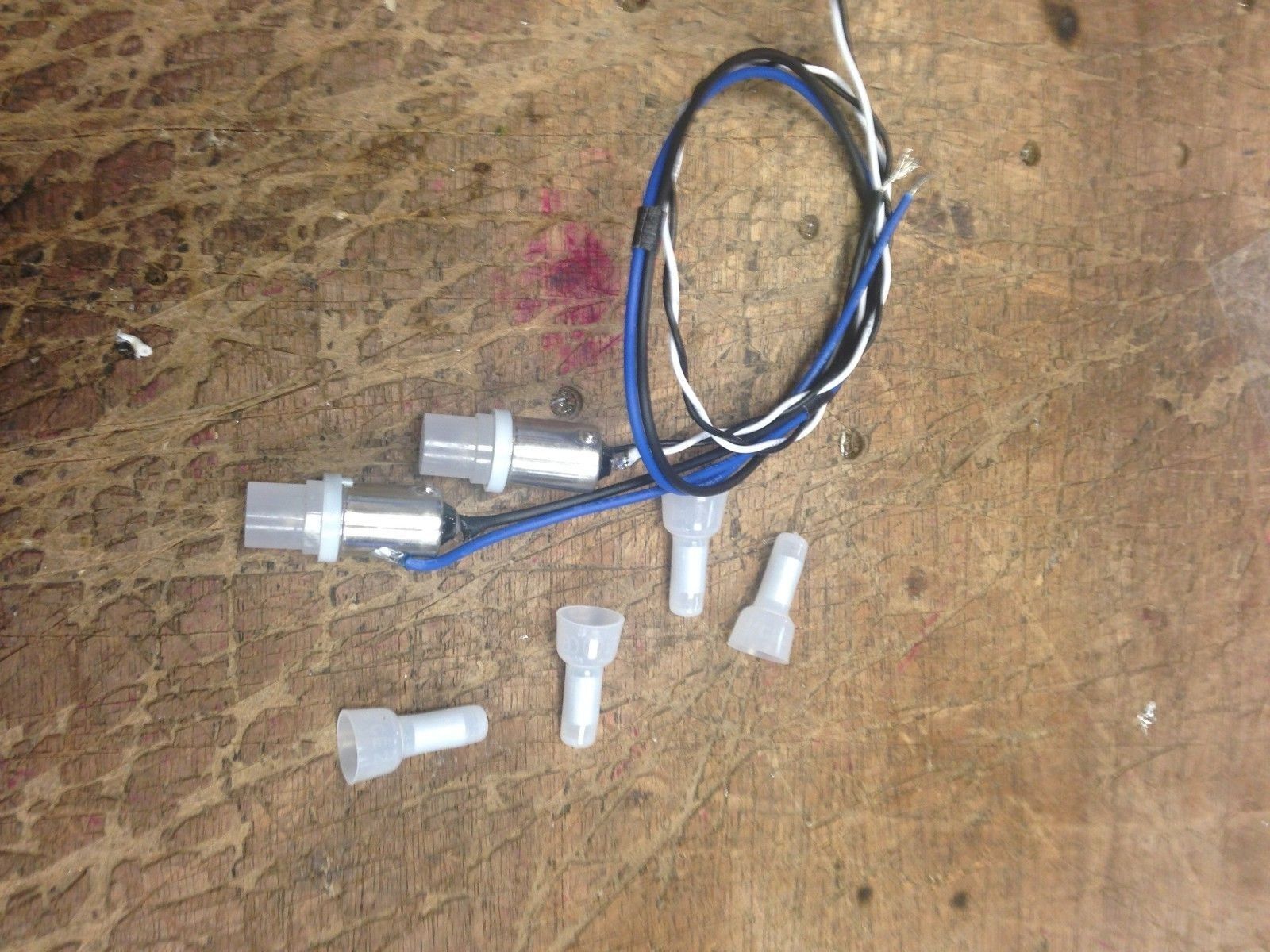 Vintage Sansui G-301 / G-401 front panel LED lamps kit.