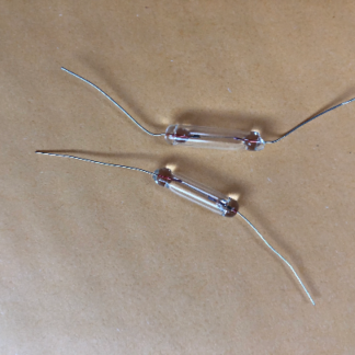 Vintage Fisher CA-7000 amplifier VU meters replacement lamps.