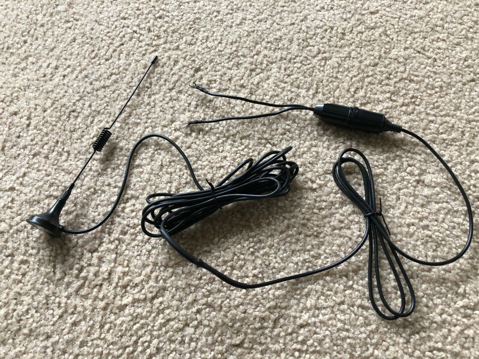 FM antenna bar 300 ohm for vintage receivers and tuners.