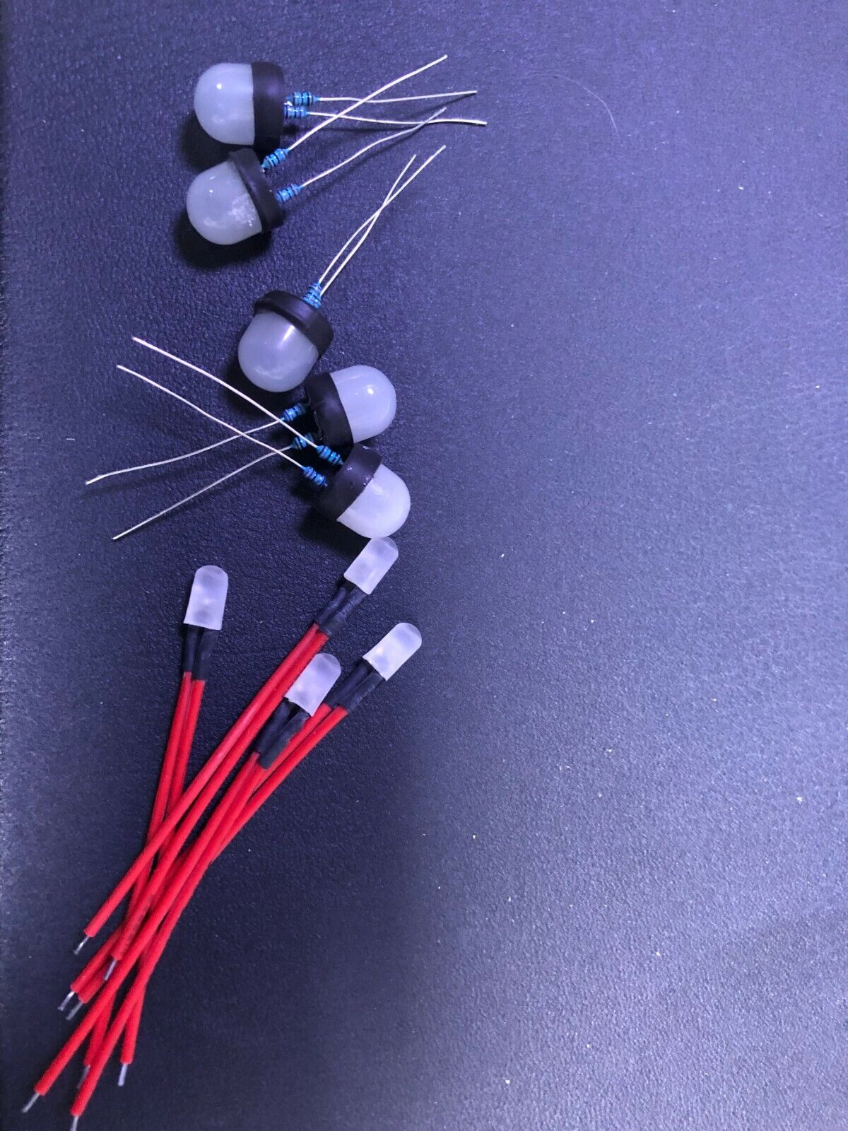 Vintage Sansui TU-7900 / TU-5900 front panel LED lamps.