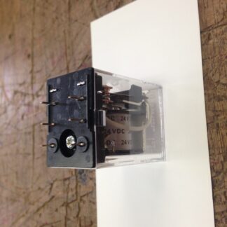 Vintage Pioneer SA-9800 amplifier  speakers protection relay.